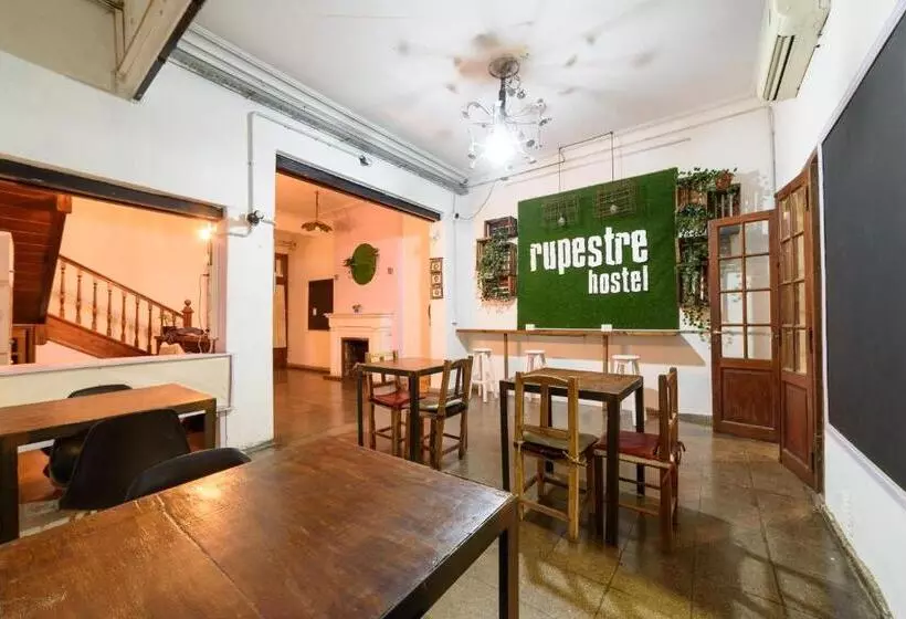 Rupestre Hostel