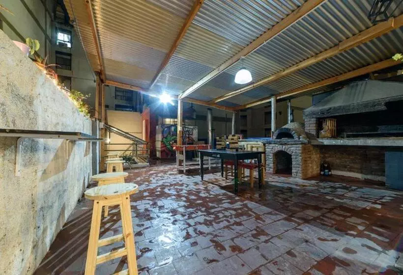 Rupestre Hostel