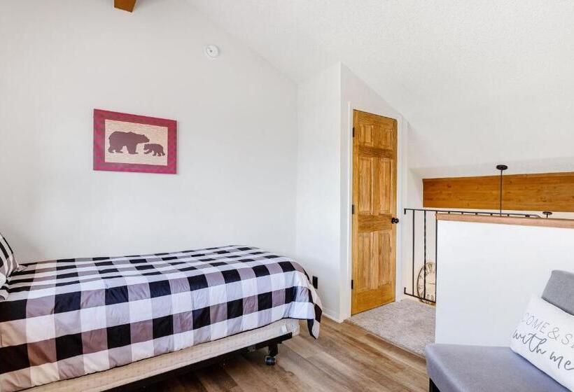 בית מלון כפרי Pines 4043