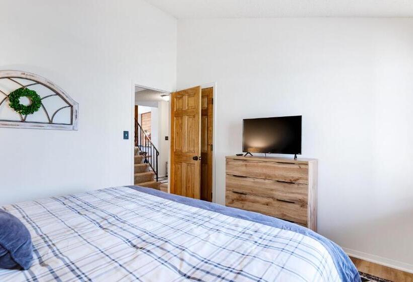 בית מלון כפרי Pines 4043