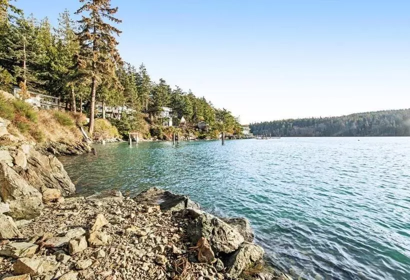 هتل Kingfisher Cove Hideaway
