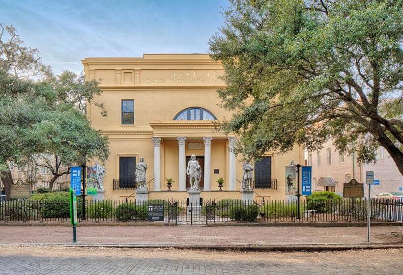 هتل Savannah Hidden Gem