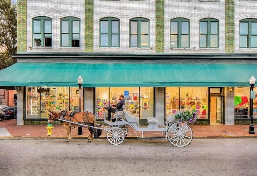 هتل Savannah Hidden Gem