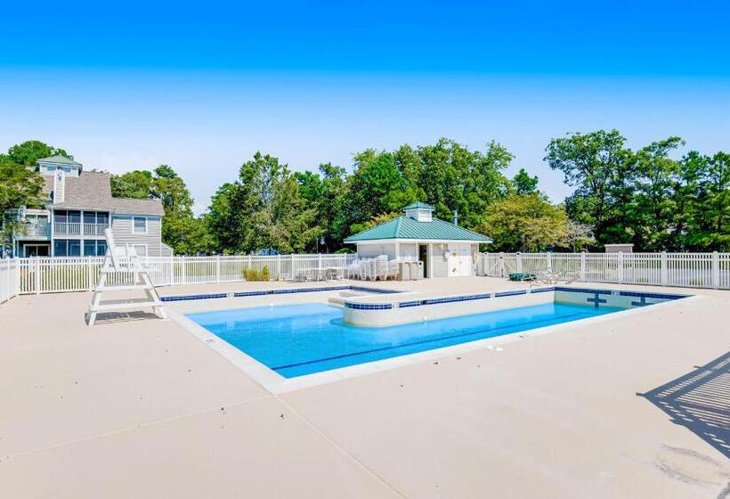 هتل Sea Colony   56053 Pinewood Dr