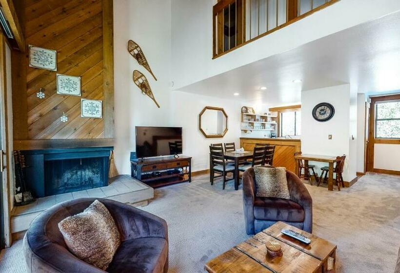 בית מלון כפרי Delightful Northstar Condo