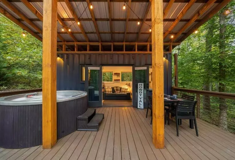 ホテル The Container At Camp Toccoa