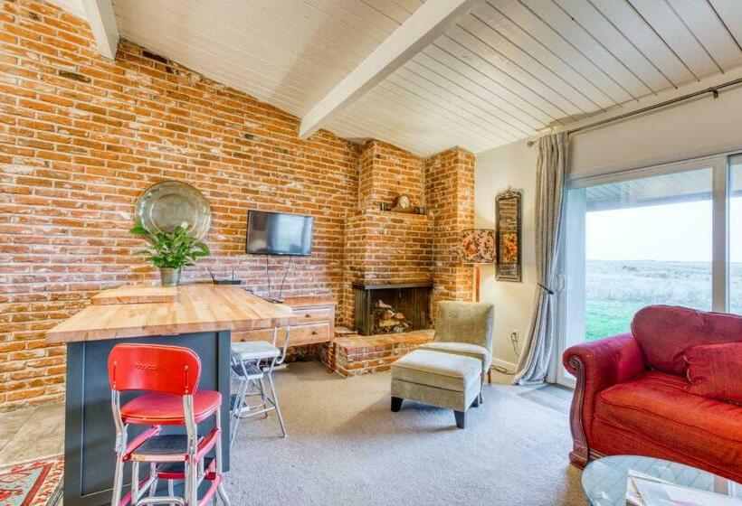 Отель Gearhart Beachfront Cozy Elegance