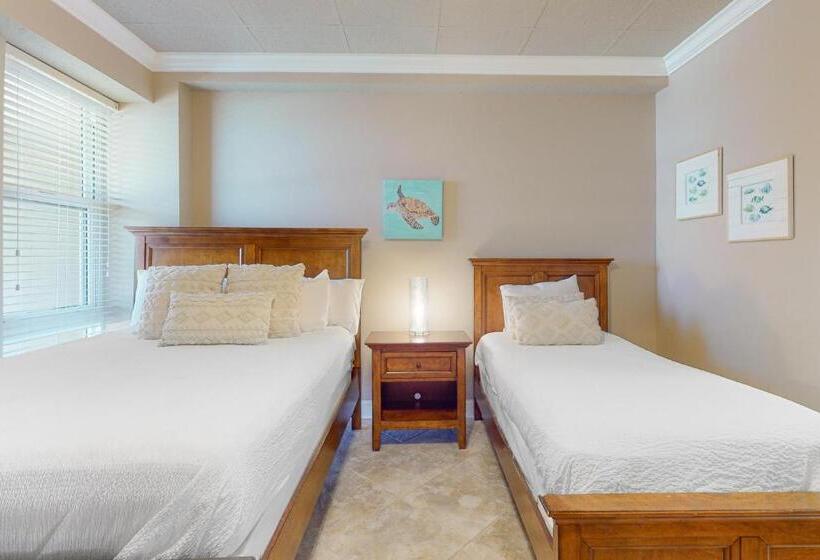 Hotelli Sans Souci 303