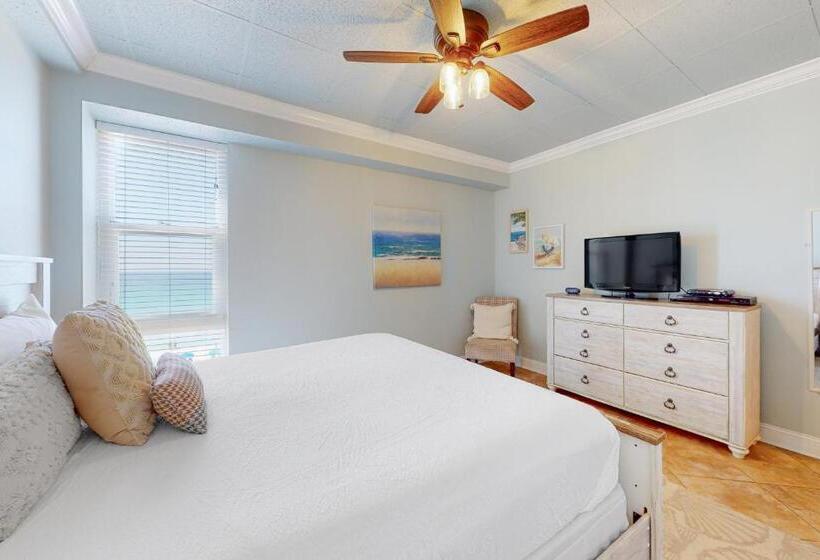 Hotelli Sans Souci 303