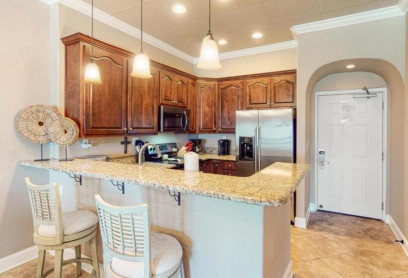 Hotelli Sans Souci 303