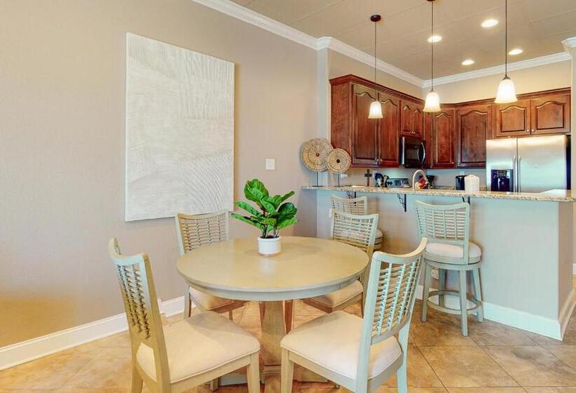 Hotelli Sans Souci 303