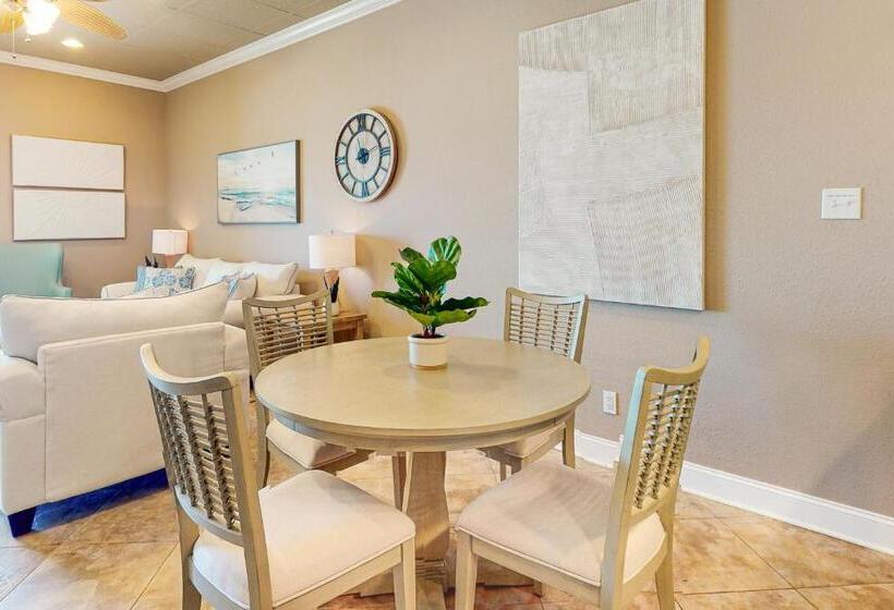 Hotelli Sans Souci 303