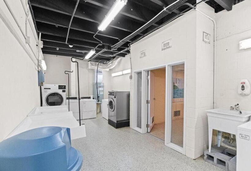 Hotelli Sans Souci 303