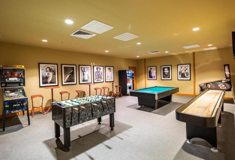 בית מלון כפרי Sapphire Bungalow #106