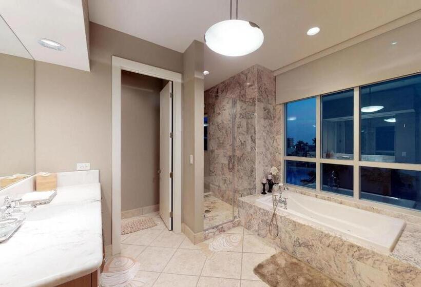 בית מלון כפרי Sapphire Bungalow #106