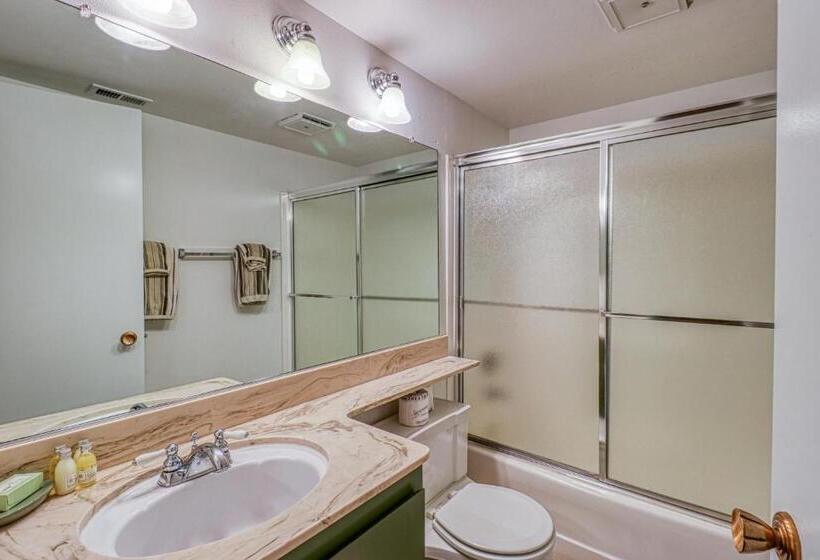 هتل 2 Bed 2 Bath Apartment In Carnelian Bay