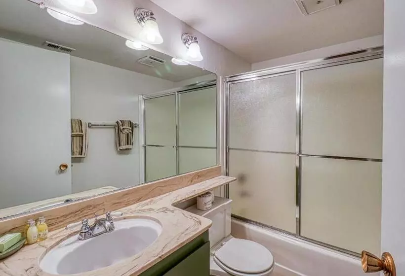 ホテル 2 Bed 2 Bath Apartment In Carnelian Bay