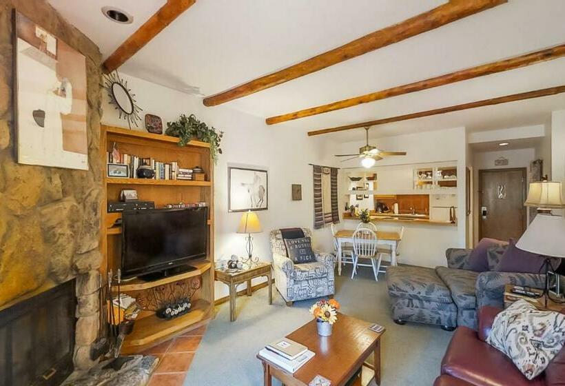 酒店 The Aspen Glow