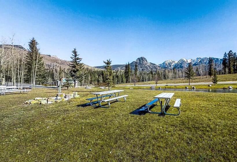 酒店 The Aspen Glow