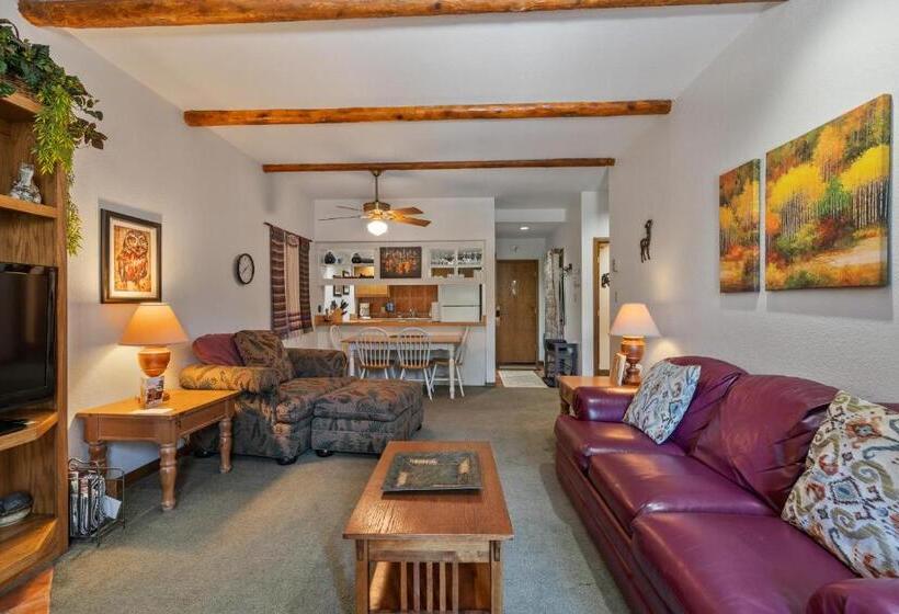 酒店 The Aspen Glow