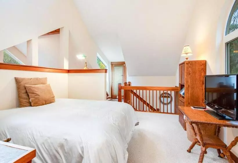 ホテル Bainbridge Island Retreat