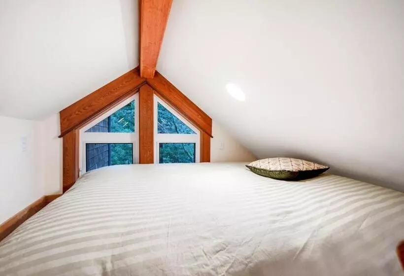 ホテル Bainbridge Island Retreat