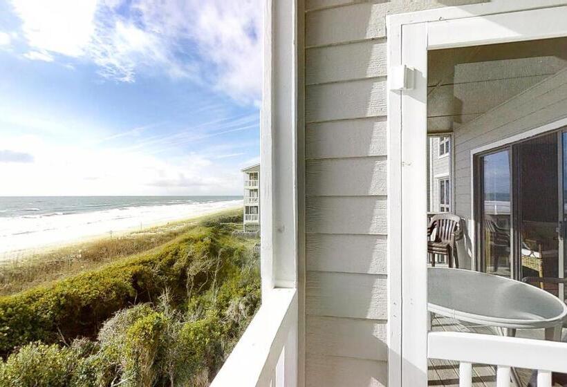 فندق Breakers C 22