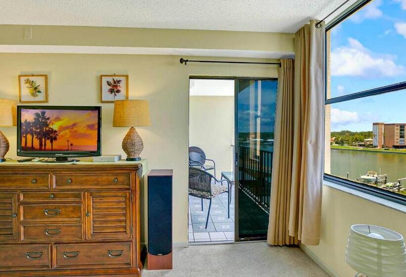 ホテル Quiet Waters 4b