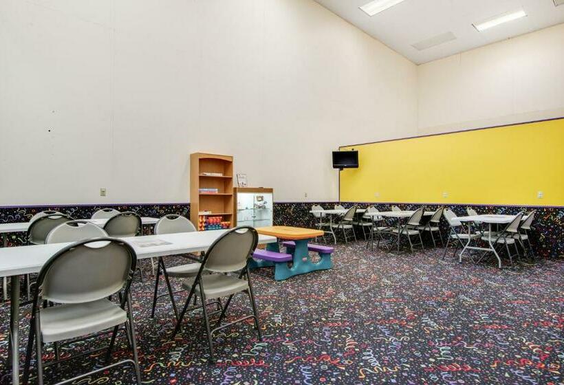 Hotelli The Evergreen