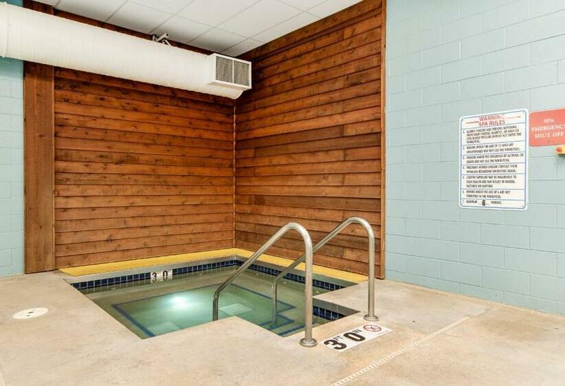 Hotelli The Evergreen