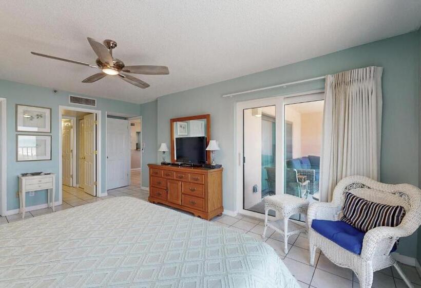 فندق The Pelican S Brief