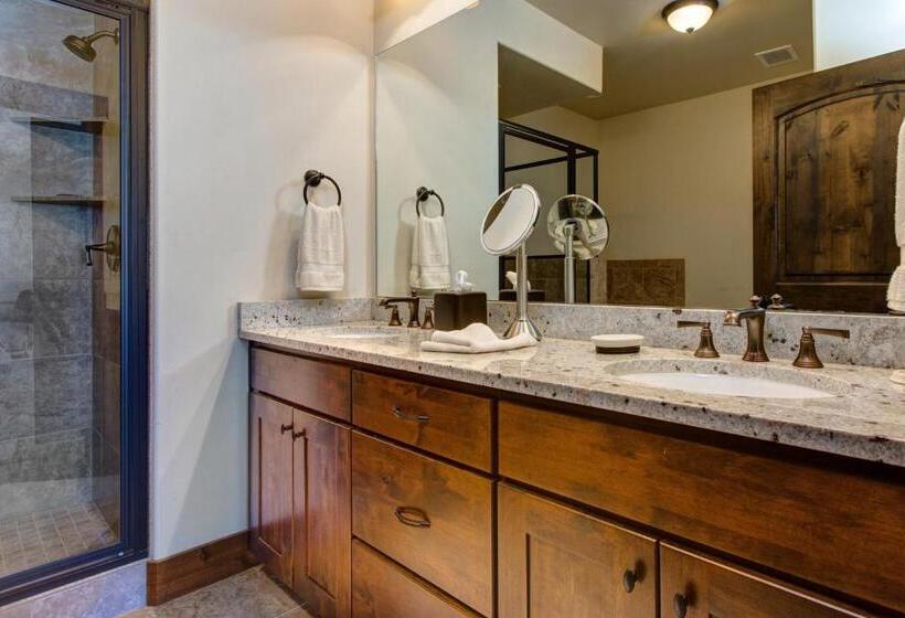 בית מלון כפרי Black Rock Ridge Unit L