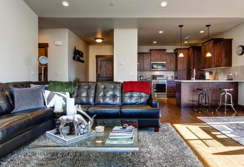 בית מלון כפרי Black Rock Ridge Unit L