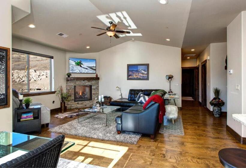 בית מלון כפרי Black Rock Ridge Unit L