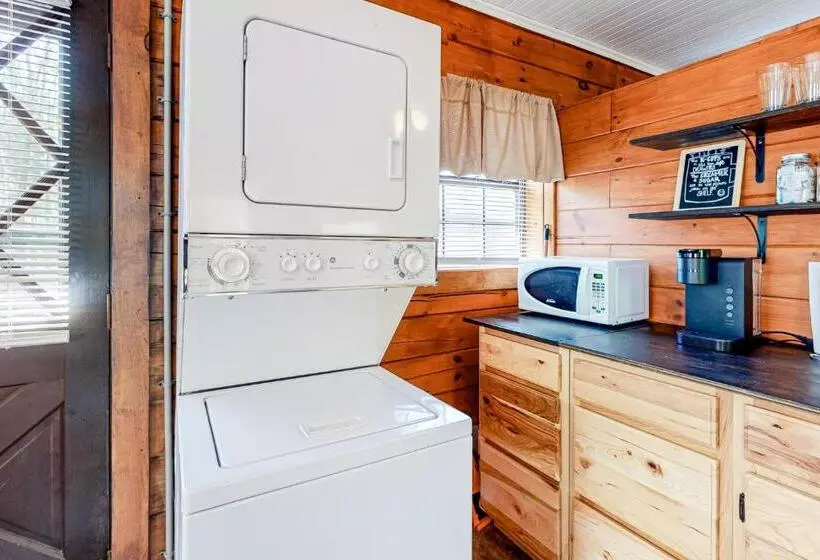 Hotelli Cozy Cabin