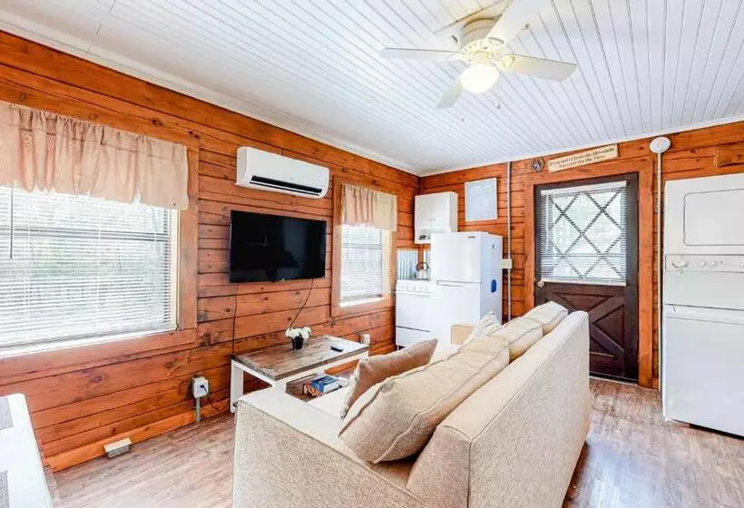 Hotelli Cozy Cabin