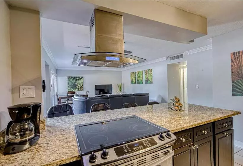 Hotelli Deerfield Delight #2