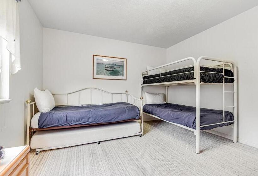 בית מלון כפרי Marina Retreat