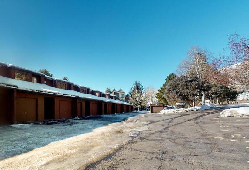 فندق Nottingham Nook