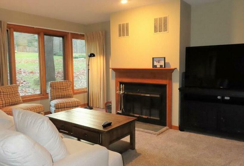 בית מלון כפרי Samoset Vacation