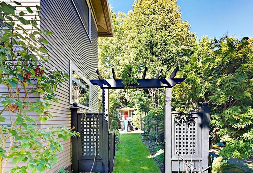 Otel The Carriage House