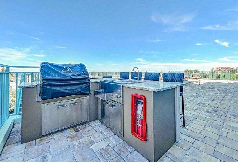 فندق The Wave 202