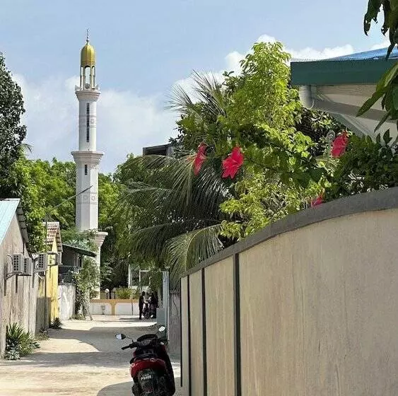 هتل Beach Cottage