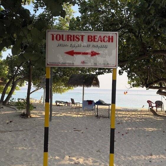 هتل Beach Cottage