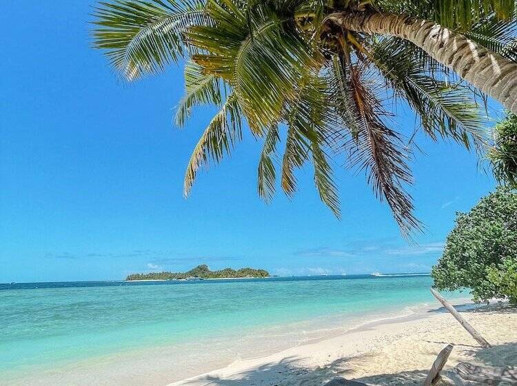 هتل Beach Cottage