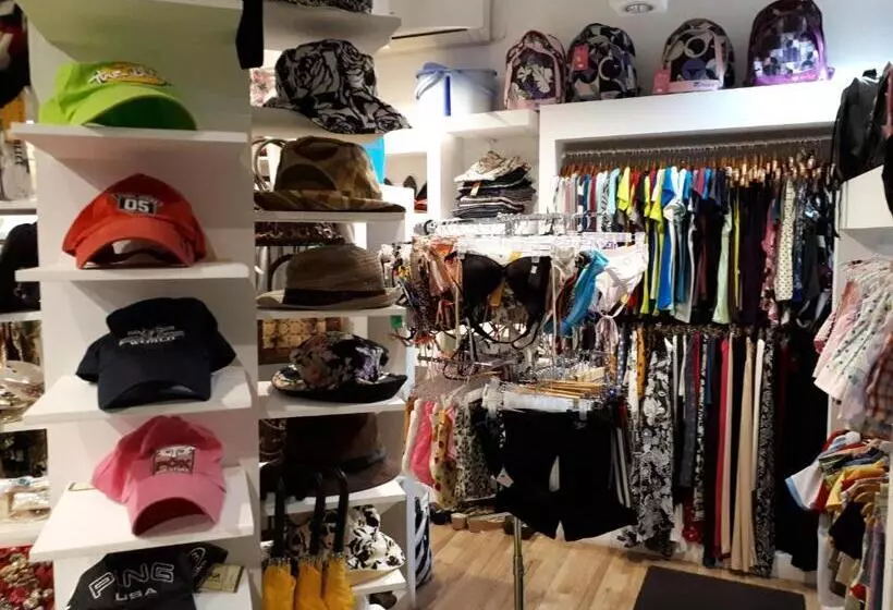 هتل Beach Cottage