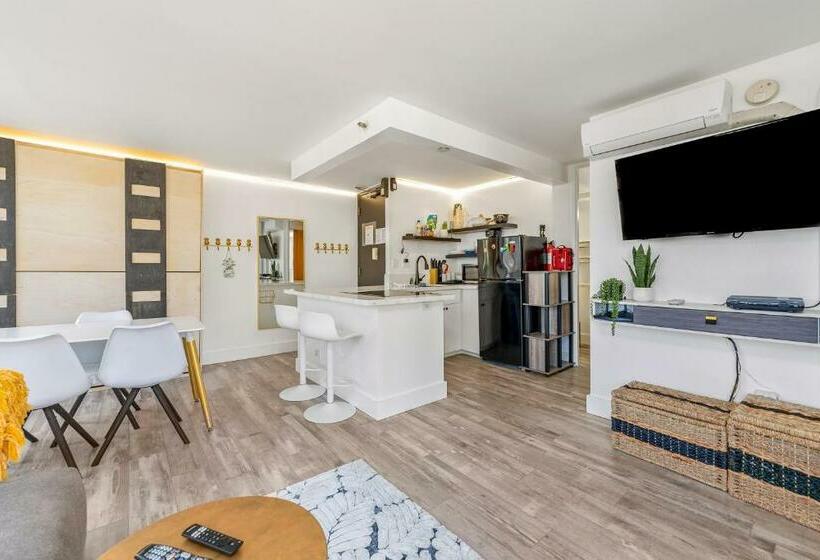 ホテル Pacific Monarch 802   Beach N Musubi