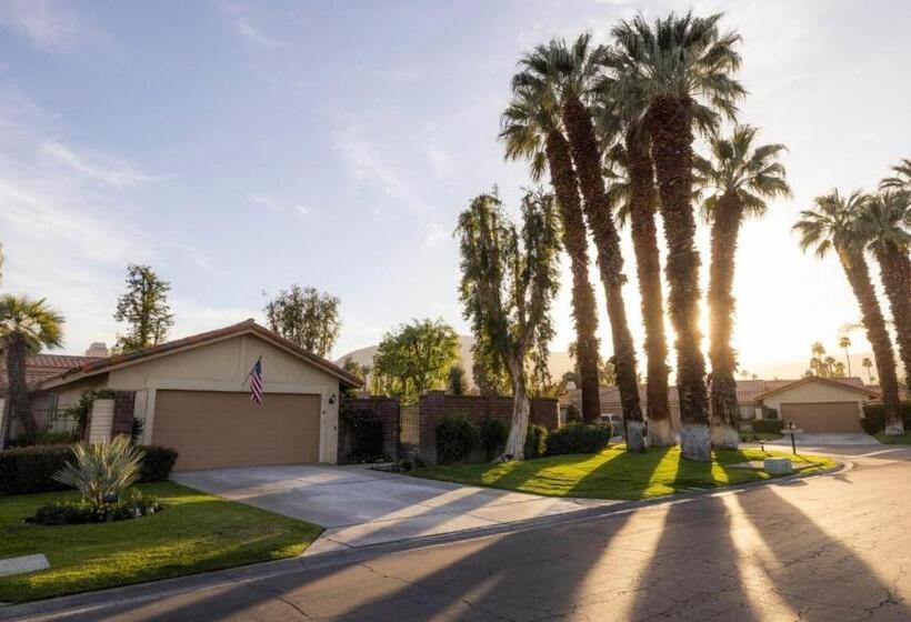 בית מלון כפרי Palm Desert Charm Permit# Str2022 0119