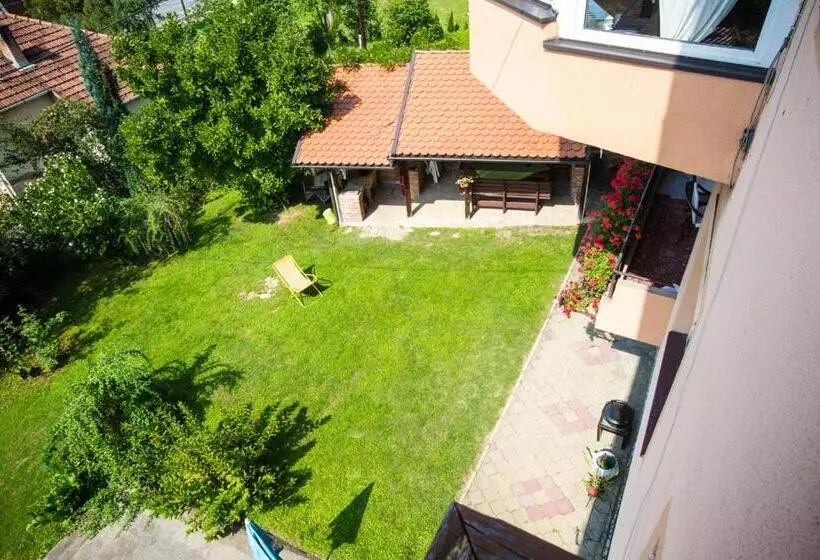 پانسیون Piramida Visoko