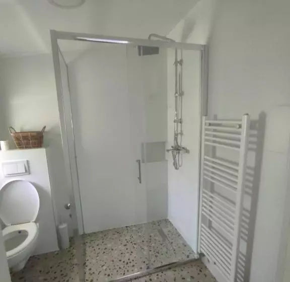 پانسیون Piramida Visoko